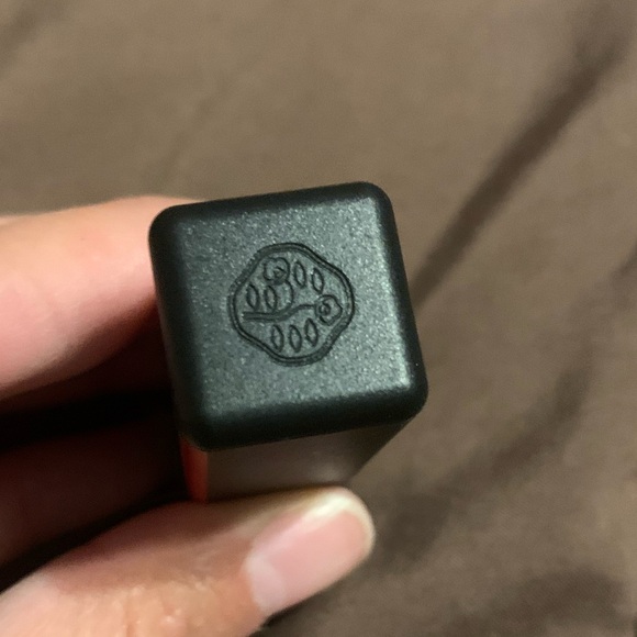 Shiseido ModernMatte Powder lipstick - Picture 3 of 6